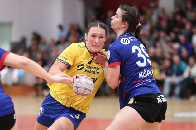 Handball, 2 Alsco HBF HC Leipzig Rostocker HC 08 02 2026 Lara Seidel 3, HC Leipzig vs Jette Köppen 39, Rostocker HC 2 Alsco Handball Bundesliga Frauen, HBF, Saison 2025 2026, 17 Spieltag HC Leipzig vs Rostocker HC am 08 02 2026 in der Sporthalle Brüderstraße Leipzig Copyright: xBEAUTIFULxSPORTS JanxKaeferx