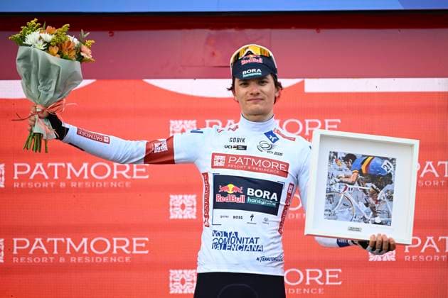 Tour of Valencia 2026 Stage 5 VALENCIA, SPAIN - FEBRUARY 08 : Pellizzari Giulio (ITA) of Red Bull BORA Hansgrohe pictured with the white jersey during the podium ceremony of stage 5 of the 77th edition of Volta a la Comunitat Valenciana an UCI ProSeries 2.Pro cycling road race stage for Men Elite of 93.8 km with start in Betera and finish in Valencia on February 8, 2026 in Valencia, Spain, 08 02 2026 Valencia Spain  Copyright: xVincentxKalutx