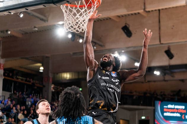 Oluwasimisola Shittu Basketball Loewen Braunschweig, 45 on lay-up, GER, Veolia Towers Hamburg vs Basketball Loewen Braunschweig, Basketball, Bundesliga, Matchday 19, Season 2025 2026, 08 02 2026 GER, Veolia Towers Hamburg vs Basketball Loewen Braunschweig, Basketball, Bundesliga, Matchday 19, Season 2025 2026, 08 02 2026 Hamburg Copyright: xEibner-Pressefoto MaxxVincenx EP_MVN