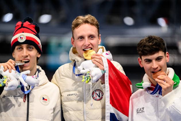 260208 Metodej Jilek of Czechia, Sander Eitrem of Norway and Riccardo Lorello of Italy celebratee on the podium after the men s 5000 meter Speed skating, Eisschnelllauf during day 2 of the 2026 Winter Olympics on February 8, 2026 in Milan. Photo: Emma Wallskog BILDBYRAN kod EW EW0623 skridskor speed skating Olympic Games, Olympische Spiele, Olympia, OS olympics winter olympics os ol olympiska spel vinter-os olympiske leker milano cortina 2026 milan cortina 2026 milano cortina 2026 olympic games milano cortina 2026 winter olympic games milano cortina-os milano cortina-ol vinter-ol 2 bbeng italien jubel *** 260208 Metodej Jilek of Czechia, Sander Eitrem of Norway and Riccardo Lorello of Italy celebratee on the podium after the men s 5000 meter speed skating during day 2 of the 2026 Winter Olympics on February 8, 2026 in Milan Photo Emma Wallskog BILDBYRAN code EW EW0623 skates speed skating olympic games olympics winter olympics os ol olympic games winter os olympic games milano cortina 2026 milan cortina 2026 milano cortina 2026 olympic games milano cortina 2026 winter olympic games milano cortina os milano cortina ol winter ol 2 bbeng italy cheering  Copyright: EMMAxWALLSKOG BB260208EW066