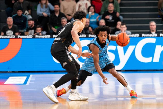 Ross Williams Veolia Towers Hamburg, 34 on the dribble, GER, Veolia Towers Hamburg vs Basketball Loewen Braunschweig, Basketball, Bundesliga, Matchday 19, Season 2025 2026, 08 02 2026 GER, Veolia Towers Hamburg vs Basketball Loewen Braunschweig, Basketball, Bundesliga, Matchday 19, Season 2025 2026, 08 02 2026 Hamburg Copyright: xEibner-Pressefoto MaxxVincenx EP_MVN