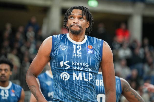 Basketball easyCredit BBL, Matchday 19, MLP Academics Heidelberg FC Bayern Munich Basketball on 08 02 2026 in Heidelberg SNP Dome , Germany, Season 2025 2026 Osun Osunniyi 12, MLP in focus Heidelberg SNP Dome Germany Copyright: xChristophxKinzingerx