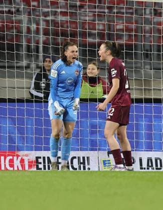 08 02 2026 Soccer Season 2025 2026 1 Womens Soccer Bundesliga 17 Matchday 1 FC Nürnberg FCN Club TSG 1899 Hoffenheim Sportfoto Zink DaMa xdaxmax Cheering after penalty kick saved Lourdes Carmen Romero Grzondziel 25, 1 FC Nürnberg FCN Julia Pollak 22, 1 FC Nürnberg FCN
