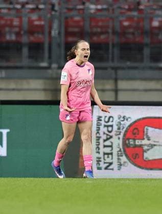 08 02 2026 Soccer Season 2025 2026 1 Women Soccer Bundesliga 17 Matchday 1 FC Nuremberg FCN Club TSG 1899 Hoffenheim Sportfoto Zink DaMa xdaxmax Cheering after goal Goal kick to 0 1 Goal scorer Marie Steiner 19, TSG Hoffenheim by penalty kick