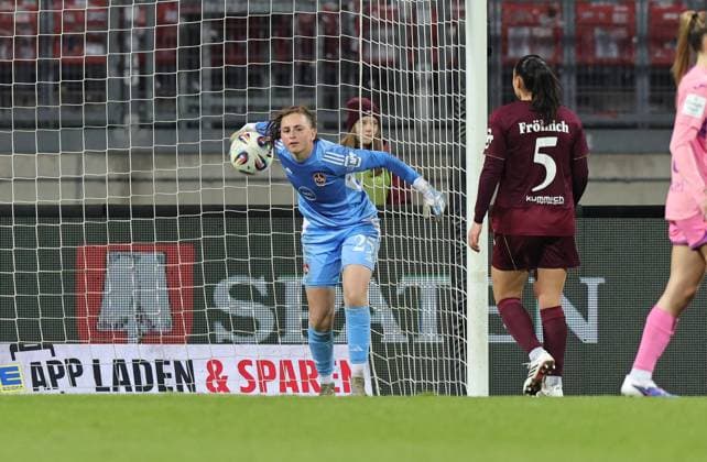 08 02 2026 Soccer Season 2025 2026 1 Women Soccer Bundesliga 17 Matchday 1 FC Nürnberg FCN Club TSG 1899 Hoffenheim Sportfoto Zink DaMa xdaxmax Lourdes Carmen Romero Grzondziel 25, 1 FC Nürnberg FCN Clara Fröhlich Froehlich 5, 1 FC Nürnberg FCN disappointed Disappointment