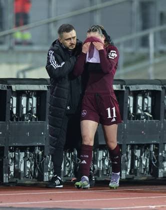08 02 2026 Soccer Season 2025 2026 1 Women Soccer Bundesliga 17 Matchday 1 FC Nürnberg FCN Club TSG 1899 Hoffenheim Sportfoto Zink DaMa xdaxmax Lara Meroni 11, 1 FC Nürnberg FCN sad disappointed disappointment after red card red red card