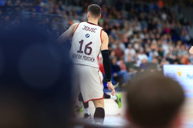 Scene with Stefan Jovic 16 FC Bayern Basketball on the court in the SNP Dome easyCredit BBL MLP Academics Heidelberg - FC Bayern München Basketball 08 02 2026 Copyright: xMichaelxGelhardtx
