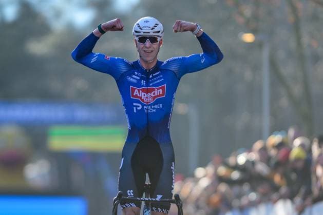 Belgian Niels Vandeputte celebrates as he crosses the finish line to win the men s elite race of the Krawatencross cyclocross in Lille, the seventh stage (out of 8) in the X2O Badkamers Trofee competition, on Sunday 08 February 2026. DAVIDxPINTENS  x161971173x