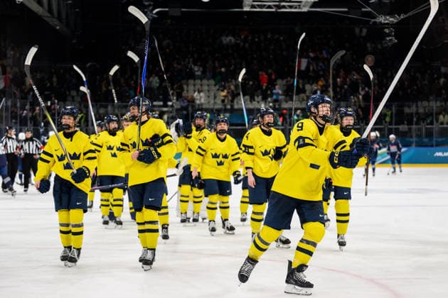 260208 Jessica Adolfsson of Sweden celebrates after the women s Ice hockey, Eishockey game between France and Sweden during day 2 of the 2026 Winter Olympics on February 8, 2026 in Milan. Photo: Emma Wallskog BILDBYRAN kod EW EW0621 ishockey ice hockey Olympic Games, Olympische Spiele, Olympia, OS olympics winter olympics os ol olympiska spel vinter-os olympiske leker milano cortina 2026 milan cortina 2026 milano cortina 2026 olympic games milano cortina 2026 winter olympic games milano cortina-os milano cortina-ol vinter-ol 2 bbeng sverige sweden france frankrike dam jubel *** 260208 Jessica Adolfsson of Sweden celebrates after the women s ice hockey game between France and Sweden during day 2 of the 2026 Winter Olympics on February 8, 2026 in Milan Photo Emma Wallskog BILDBYRAN code EW EW0621 ice hockey ice hockey olympic games olympics winter olympics os ol olympic games winter os olympic games milano cortina 2026 milan cortina 2026 milano cortina 2026 olympic games milano cortina 2026 winter olympic games milano cortina os milano cortina ol winter ol 2 bbeng sverige sweden france france dam jubel  Copyright: EMMAxWALLSKOG BB260208EW089