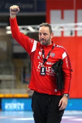 08 02 2026, Germany, Bietigheim Handball SG BBM Bietigheim vs HC Elbflorenz 2006, Coach Iker Romero BBM cheers and clenches his fist