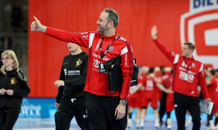 08 02 2026, Germany, Bietigheim Handball SG BBM Bietigheim vs HC Elbflorenz 2006, Coach Iker Romero BBM is happy about the victory