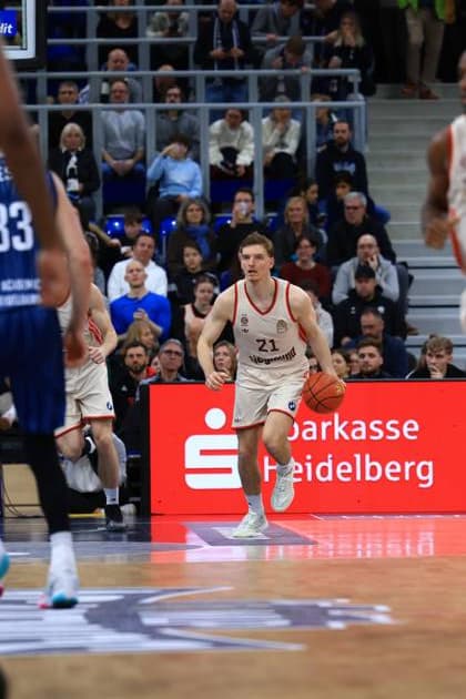 Game action with Justus Hollatz 21 FC Bayern Basketball on the pitch easyCredit BBL MLP Academics Heidelberg - FC Bayern München Basketball 08 02 2026 Copyright: xMichaelxGelhardtx