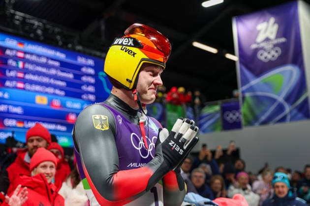 Olympische Winterspiele Milano Cortina 2026 Rennrodeln Einsitzer Männer am 08.02.2026 im Cortina Sliding Centre in Cortina d™Ampezzo Max Langenhan ( Deutschland ) gewinnt die Gold Medaille *** Olympic Winter Games Milano Cortina 2026 Luge Single Men on 08 02 2026 at the Cortina Sliding Center in Cortina d™Ampezzo Max Langenhan Germany wins the gold medal xMSx