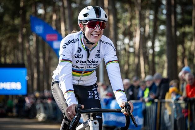 Dutch Lucinda Brand pictured before the women s Elite race of the Krawatencross cyclocross in Lille, the seventh stage (out of 8) in the X2O Badkamers Trofee competition, on Sunday 08 February 2026. DAVIDxPINTENS  x161981601x