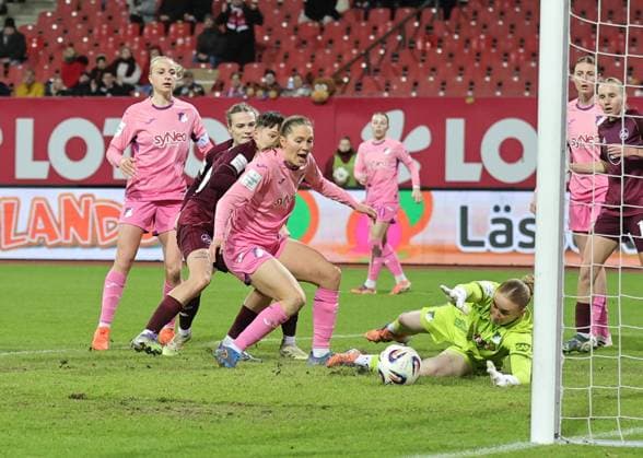 08 02 2026 Soccer Season 2025 2026 1 Women Soccer Bundesliga 17 Matchday 1 FC Nürnberg FCN Club TSG 1899 Hoffenheim Sportfoto Zink DaMa xdaxmax Laura Johanna Dick 1, TSG Hoffenheim saves goal shot from Aneta Polaskova 26, 1 FC Nürnberg FCN