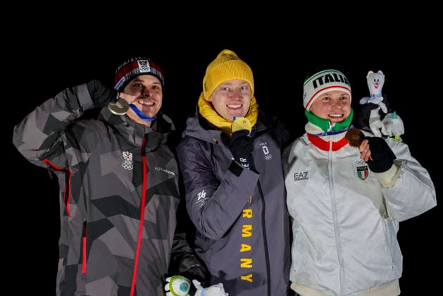 OLYMPICS - Winter Olympic Games, Olympische Spiele, Olympia, OS Milano Cortina 2026 CORTINA D AMPEZZO,ITALY,08.FEB.26 - OLYMPICS, LUGE - Winter Olympic Games Milano Cortina 2026, men, singles. Image shows the rejoicing of Jonas Mueller (AUT), Max Langenhan (GER) and Dominik Fischnaller (ITA).  GEPAxpictures xMaticxKlansek
