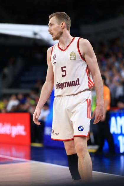 Scene with Niels Giffey 5 FC Bayern Basketball on the pitch easyCredit BBL MLP Academics Heidelberg - FC Bayern Munich Basketball 08 02 2026 Copyright: xMichaelxGelhardtx