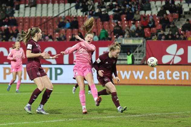 08 02 2026 Soccer Season 2025 2026 1 Women Soccer Bundesliga 17 Matchday 1 FC Nürnberg FCN Club TSG 1899 Hoffenheim Sportfoto Zink DaMa xdaxmax Franziska Mai 18, 1 FC Nürnberg FCN with foul on Valesca Ampoorter 18, TSG Hoffenheim for penalty kick