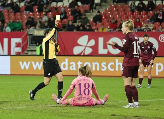 08 02 2026 Soccer Season 2025 2026 1 Women Soccer Bundesliga 17 Matchday 1 FC Nürnberg FCN Club TSG 1899 Hoffenheim Sportfoto Zink DaMa xdaxmax Riem Hussein Referee in ziegt Franziska Mai 18, 1 FC Nürnberg FCN the yellow card yellow