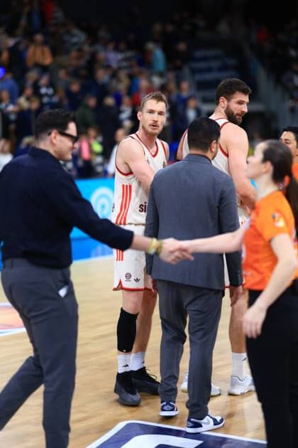 Scene with Leon Kratzer 8 FC Bayern Basketball in the foreground on the pitch easyCredit BBL MLP Academics Heidelberg - FC Bayern München Basketball 08 02 2026 Copyright: xMichaelxGelhardtx