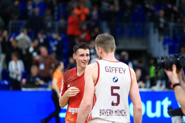 Scene with Neno Dimitrijevic 0 FC Bayern Basketball and Niels Giffey 5 FC Bayern Basketball on the court in the SNP Dome easyCredit BBL MLP Academics Heidelberg - FC Bayern Munich Basketball 08 02 2026 Copyright: xMichaelxGelhardtx