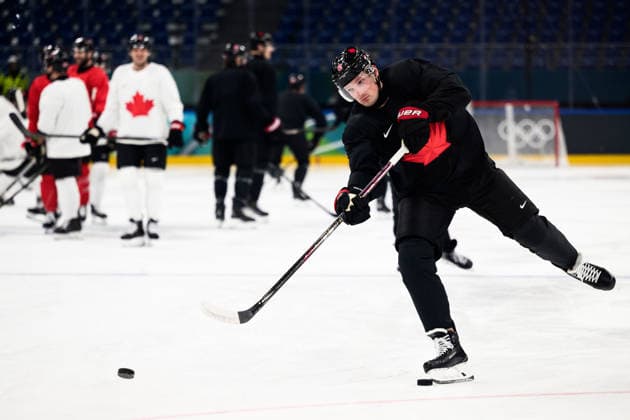 260208 Cale Makar of Canada at an Ice hockey, Eishockey practice session during day 2 of the 2026 Winter Olympics on February 8, 2026 in Milan. Photo: Carl Sandin BILDBYRAN kod CS CS0860 ishockey ice hockey Olympic Games, Olympische Spiele, Olympia, OS olympics winter olympics os ol olympiska spel vinter-os olympiske leker milano cortina 2026 milan cortina 2026 milano cortina 2026 olympic games milano cortina 2026 winter olympic games milano cortina-os milano cortina-ol vinter-ol 2 bbeng *** 260208 Cale Makar of Canada at an ice hockey practice session during day 2 of the 2026 Winter Olympics on February 8, 2026 in Milan Photo Carl Sandin BILDBYRAN code CS CS0860 ice hockey ice hockey olympic games olympics winter olympics os ol olympiska spel vinter os olympiske leker milano cortina 2026 milan cortina 2026 milano cortina 2026 olympic games milano cortina 2026 winter olympic games milano cortina os milano cortina ol vinter ol 2 bbeng  Copyright: CARLxSANDIN BB260208CS160