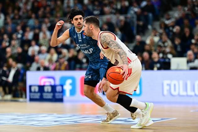 Scene with Erol Ersek 11 MLP Academics Heidelberg in action against a player from FC Bayern Basketball easyCredit BBL MLP Academics Heidelberg - FC Bayern München Basketball 08 02 2026 Copyright: xMichaelxGelhardtx
