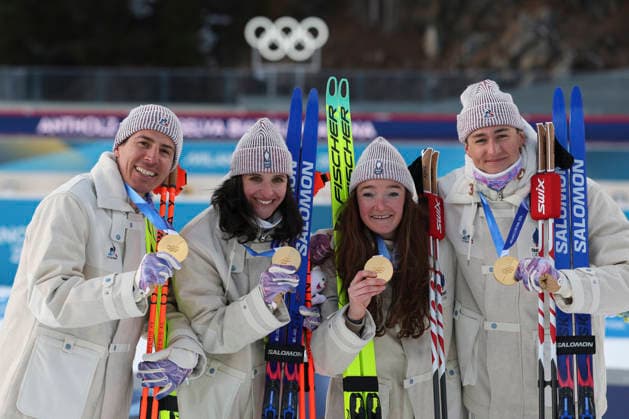 (260208) -- ANTERSELVA, Feb. 8, 2026 -- Gold medalists Julia Simon (2nd L), Lou Jeanmonnot (2nd R), Quentin Fillon Maillet (1st L), and Eric Perrot (1st R) of France pose for a photo during the awarding ceremony of the biathlon mixed relay 4 x 6km (M+W) at the Milan-Cortina 2026 Olympic Winter games, Winterspiele,Spiele, Summer games in Anterselva, Italy, Feb. 8, 2026. ) (MICO2026)ITALY-ANTERSELVA-OLYMPIC WINTER GAMES-BIATHLON-MIXED RELAY 4x6KM(M+W) ZhangxTao 
