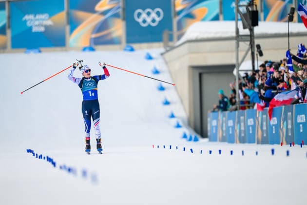 (260208) -- ANTERSELVA, Feb. 8, 2026 -- Julia Simon of France celebrates after the biathlon mixed relay 4 x 6km (M+W) at the Milan-Cortina 2026 Olympic Winter games, Winterspiele,Spiele, Summer games in Anterselva, Italy, Feb. 8, 2026. ) (MICO2026)ITALY-ANTERSELVA-OLYMPIC WINTER GAMES-BIATHLON-MIXED RELAY 4x6KM(M+W) JiangxHan 