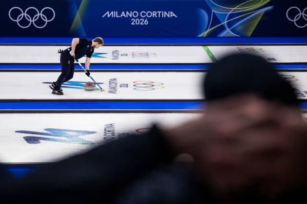 260208 Rasmus Wrana of Sweden competes in a round robin mixed doubles curling match between Sweden and USA during day 2 of the 2026 Winter Olympics on February 8, 2026 in Cortina. Photo: Joel Marklund BILDBYRAN kod JM JE0112 bbeng curling Olympic Games, Olympische Spiele, Olympia, OS olympics winter olympics os ol olympiska spel vinter-os olympiske leker milano cortina 2026 milan cortina 2026 milano cortina 2026 olympic games milano cortina 2026 winter olympic games milano cortina-os milano cortina-ol vinter-ol depp *** 260208 Rasmus Wrana of Sweden competes in a round robin mixed doubles curling match between Sweden and USA during day 2 of the 2026 Winter Olympics on February 8, 2026 in Cortina Photo Joel Marklund BILDBYRAN kod JM JE0112 bbeng curling olympic games olympics winter olympics os ol olympiska spel vinter os olympiske leker milano cortina 2026 milan cortina 2026 milano cortina 2026 olympic games milano cortina 2026 winter olympic games milano cortina os milano cortina ol vinter ol depp  Copyright: JOELxMARKLUND BB260208JM054
