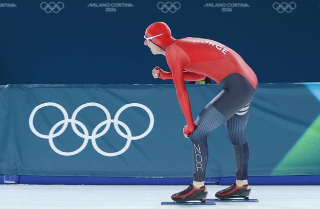 (260208) -- MILAN, Feb. 8, 2026 -- Sander Eitrem of Norway celebrates after the Speed skating, Eisschnelllauf men s 5000m match at the Milan-Cortina 2026 Olympic Winter games, Winterspiele,Spiele, Summer games in Milan, Italy, Feb. 8, 2026. ) (MICO2026)ITALY-MILAN-OLYMPIC WINTER GAMES-SPEED SKATING-MEN S 5000M DuxXiaoyi 