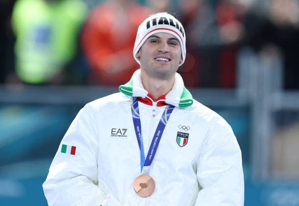 (260208) -- MILAN, Feb. 8, 2026 -- Riccardo Lorello of Italy attends the awarding ceremony of the Speed skating, Eisschnelllauf men s 5000m at the Milan-Cortina 2026 Olympic Winter games, Winterspiele,Spiele, Summer games in Milan, Italy, Feb. 8, 2026. ) (MICO2026)ITALY-MILAN-OLYMPIC WINTER GAMES-SPEED SKATING-MEN S 5000M DuxXiaoyi 