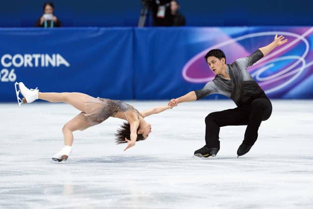 February 8, 2026, Milan, ITALY: Japan s Riku Miura and Ryuichi compete during the pairs free skate Figure skating, Eiskunstlauf team event at the 2026 Winter Olympics, in Milan, Sunday, Feb. 8, 2026. Canada News - February 8, 2026  - ZUMAc35_ 20260208_zaf_c35_096 Copyright: xDarrylxDyckx