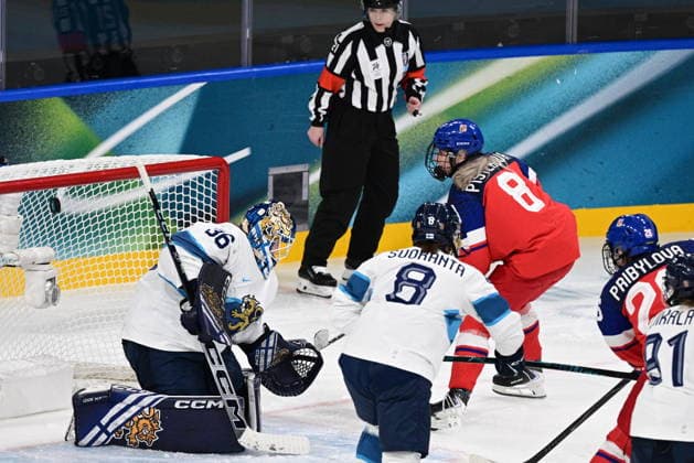L-R Goalkeeper Anni Keisala and Elli Suorantao (both FIN) and Tereza Pistekova (CZE) in action during women s Ice hockey, Eishockey match of Group A: Czechia vs Finland, at the Milano Cortina 2026 Winter Olympic Games, Olympische Spiele, Olympia, OS in Milan, Italy, on February 8, 2026. (CTKxPhoto MichalxKamaryt) CTKPhotoP2026020807849  CTKPhotoP2026020807849