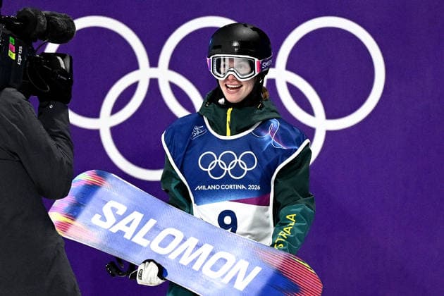 2026 WINTER Olympic Games, Olympische Spiele, Olympia, OS Tess Coady of Australia during the Women™s Snowboard Big Air qualification round at the Livigno Snow Park, on day 2 of the 2026 Milano Cortina Winter Olympic Games in Italy, Sunday, February 8, 2026. ( NO ARCHIVING, EDITORIAL USE ONLY LIVIGNO SONDRIO ITALY  Copyright: xDANxHIMBRECHTSx 20260209163188485728