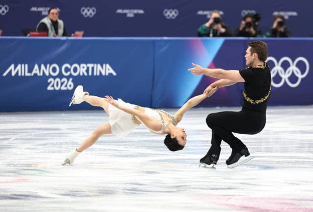 (260208) -- MILAN, Feb. 8, 2026 -- Lia Pereira (L) Trennt Michaud of Canada compete during the free skating of pair skating for Figure skating, Eiskunstlauf team event at the Milan-Cortina 2026 Olympic Winter games, Winterspiele,Spiele, Summer games in Milan, Italy, Feb. 8, 2026. ) (MICO2026)ITALY-MILAN-OLYMPIC WINTER GAMES-FIGURE SKATING TEAM EVENT-PAIRING SKATING LixMing 