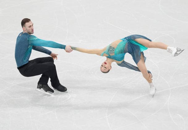 (260208) -- MILAN, Feb. 8, 2026 -- Anastasiia Metelkina (R) Luka Berulava of Georgia compete during the free skating of pair skating for Figure skating, Eiskunstlauf team event at the Milan-Cortina 2026 Olympic Winter games, Winterspiele,Spiele, Summer games in Milan, Italy, Feb. 8, 2026. ) (MICO2026)ITALY-MILAN-OLYMPIC WINTER GAMES-FIGURE SKATING TEAM EVENT-PAIRING SKATING ChengxMin 