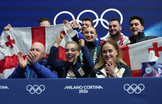 (260208) -- MILAN, Feb. 8, 2026 -- Anastasiia Gubanova (C front) of Georgia reacts after her performance during the Figure skating, Eiskunstlauf team event women single skating free skating of the Milan-Cortina 2026 Olympic Winter games, Winterspiele,Spiele, Summer games in Milan, Italy, Feb. 8, 2026. ) (MICO2026)ITALY-MILAN-OLYMPIC WINTER GAMES-FIGURE SKATING TEAM EVENT-WOMEN SINGLE SKATING-FREE SKATING XuexYuge 