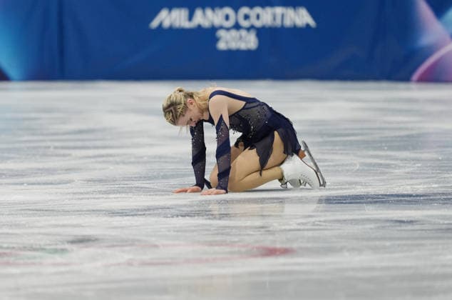 (260208) -- MILAN, Feb. 8, 2026 -- Amber Glenn of the United States reacts after her performance during the Figure skating, Eiskunstlauf team event women single skating free skating of the Milan-Cortina 2026 Olympic Winter games, Winterspiele,Spiele, Summer games in Milan, Italy, Feb. 8, 2026. ) (MICO2026)ITALY-MILAN-OLYMPIC WINTER GAMES-FIGURE SKATING TEAM EVENT-WOMEN SINGLE SKATING-FREE SKATING XuexYuge 