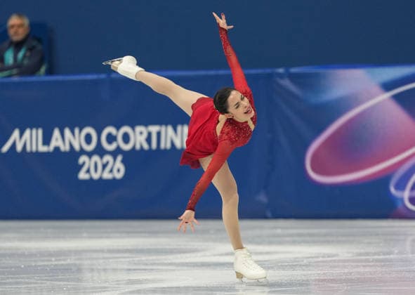 (260208) -- MILAN, Feb. 8, 2026 -- Madeline Schizas of Canada competes during the Figure skating, Eiskunstlauf team event women single skating free skating of the Milan-Cortina 2026 Olympic Winter games, Winterspiele,Spiele, Summer games in Milan, Italy, Feb. 8, 2026. ) (MICO2026)ITALY-MILAN-OLYMPIC WINTER GAMES-FIGURE SKATING TEAM EVENT-WOMEN SINGLE SKATING-FREE SKATING XuexYuge 