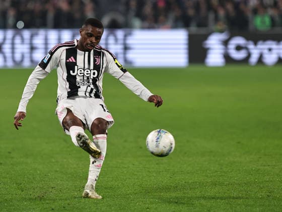 Juventus FC v SS Lazio - Serie A Pierre Kalulu participates in the Serie A 2025-2026 match between Juventus and Lazio in Torino, Italy, on February 8, 2026. Torino ITA Italy  Copyright: xLorisxRosellix originalFilename:roselli-juventus260208_np4Mc.jpg