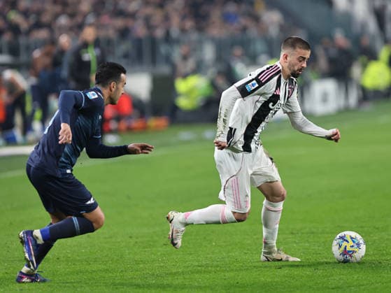 Juventus FC v SS Lazio - Serie A Edon Zhegrova participates in the Serie A 2025-2026 match between Juventus and Lazio in Torino, Italy, on February 8, 2026. Torino ITA Italy  Copyright: xLorisxRosellix originalFilename:roselli-juventus260208_npvkY.jpg