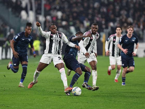 Juventus FC v SS Lazio - Serie A Jonathan David participates in the Serie A 2025-2026 match between Juventus and Lazio in Torino, Italy, on February 8, 2026. Torino ITA Italy  Copyright: xLorisxRosellix originalFilename:roselli-juventus260208_npjD6.jpg