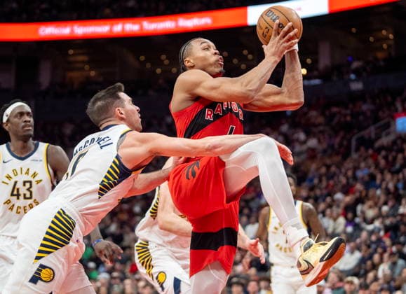 February 8, 2026, Toronto, On, Canada: Toronto Raptors forward Scottie Barnes (4) is fouled by Indiana Pacers guard T.J. McConnell (9) during second half NBA, Basketball Herren, USA action in Toronto, Sunday, Feb. 8, 2026. Canada News - February 8, 2026  - ZUMAc35_ 20260208_zaf_c35_205 Copyright: xFrankxGunnx