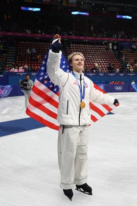 February 8, 2026, Milan, Lombardy, Italy: ILIA MALININ of Team USA celebrates winning the gold medal during the Victory Ceremony of the Figure skating, Eiskunstlauf Team Event at the Milano Cortina 2026 Winter Olympic Games, Olympische Spiele, Olympia, OS Milan Italy - ZUMAc179 20260208_oly_c179_121 Copyright: xMickaelxChavetx
