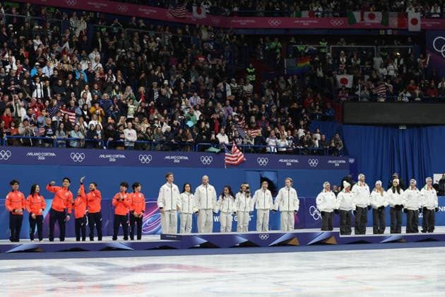 February 8, 2026, Milan, Lombardy, Italy: Team USA, Team Japan and Team Italy are the gold, silver and bronze medal winners during the Victory Ceremony of the Figure skating, Eiskunstlauf Team Event at the Milano Cortina 2026 Winter Olympic Games, Olympische Spiele, Olympia, OS Milan Italy - ZUMAc179 20260208_oly_c179_149 Copyright: xMickaelxChavetx