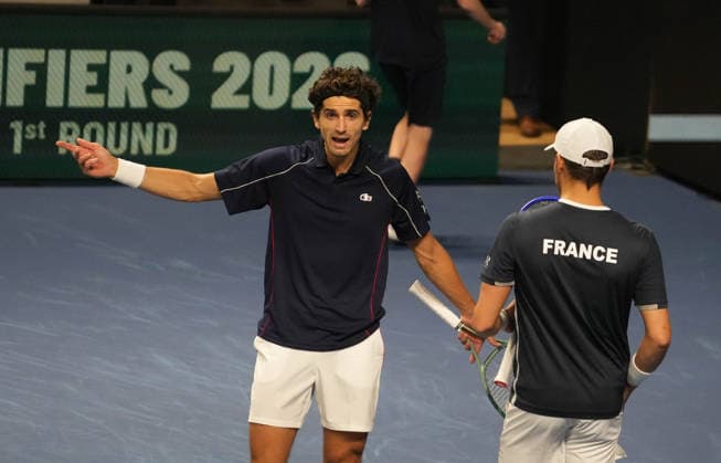 TENNIS - DAVIS CUP 2026 - FRANCE v SLOVAKIA Pierre - Hugues Herbert and Benjamin Bonzi of Frenchvduring the Davis Cup 2026, Qualifiers tennis event on 8 February 2026 at Le Chaudron in Le Portel, France - Photo Laurent Lairys Le PortelFrance  Copyright: xLaurentxLairysx