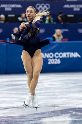 February 8, 2026, Cortina D ampezzo, Belluno, Italy: American Amber Glenn (4) (USA) performs in the Women Single Free Skating during the 2026 Winter Olympics at the Milano Ice Skating Arena on Sunday in Cortina d Ampezzo. Olympics 2026: Milano Cortina: Figure skating, Eiskunstlauf Team Women  - ZUMAj89_ 20260208_oly_j89_026 Copyright: xPaulxKitagakixJr.x