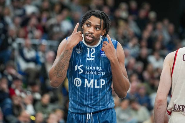 Basketball easyCredit BBL, Matchday 19, MLP Academics Heidelberg FC Bayern Munich Basketball on 08 02 2026 in Heidelberg SNP Dome , Germany, Season 2025 2026 Osun Osunniyi 12, MLP in focus Heidelberg SNP Dome Germany Copyright: xChristophxKinzingerx