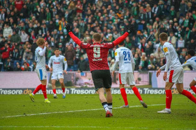 Germany Soccer 2 Bundesliga 2025 26, 21 Matchday Hannover 96 vs Holstein Kiel Heinz von Heiden Arena Stadion Hannover Benjamin Källman Benjamin Kallman Hannover 96, 9 Hannover Copyright: xAymanxAlahmedx